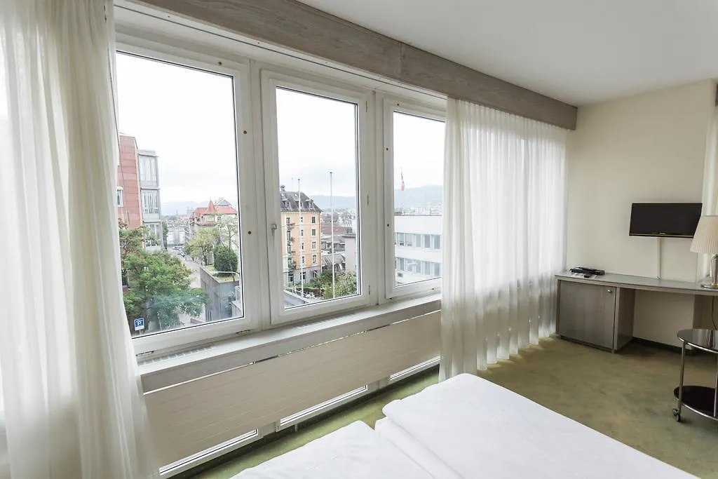 Astor Hotel & Serviced Studios Zurich